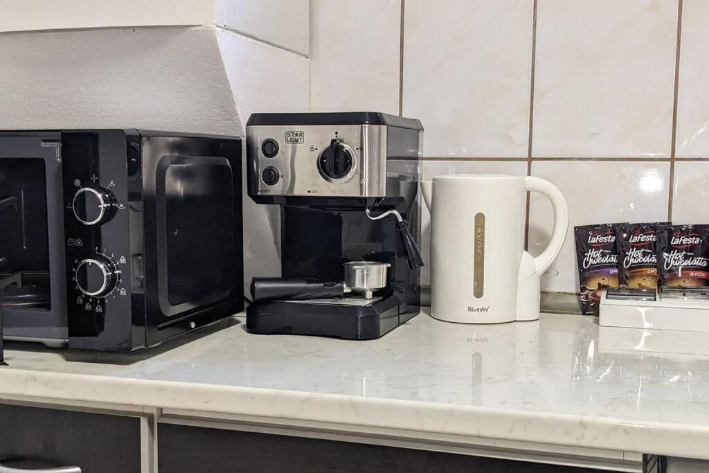 Cosy One Bedroom Flat With Free Parking & Wifi Cluj-Napoca Buitenkant foto
